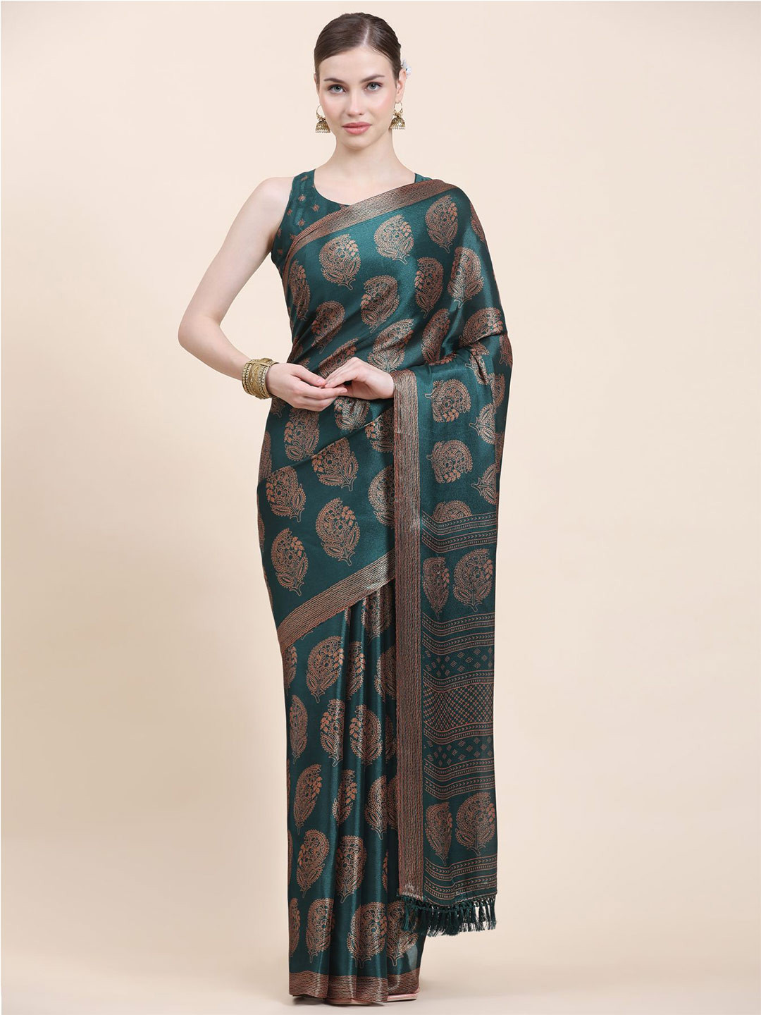 

Phenav Ethnic Motifs Block Print Silk Cotton Saree, Green