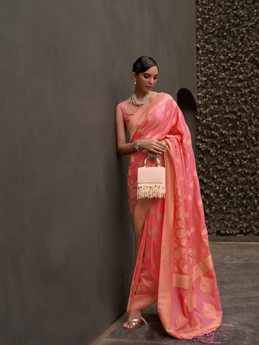 

Mitera Ethnic Motifs Woven Design Zari Saree, Coral