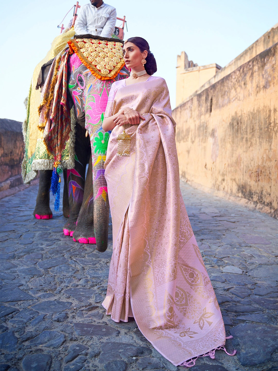 

Mitera Woven Design Zari Saree, Lavender
