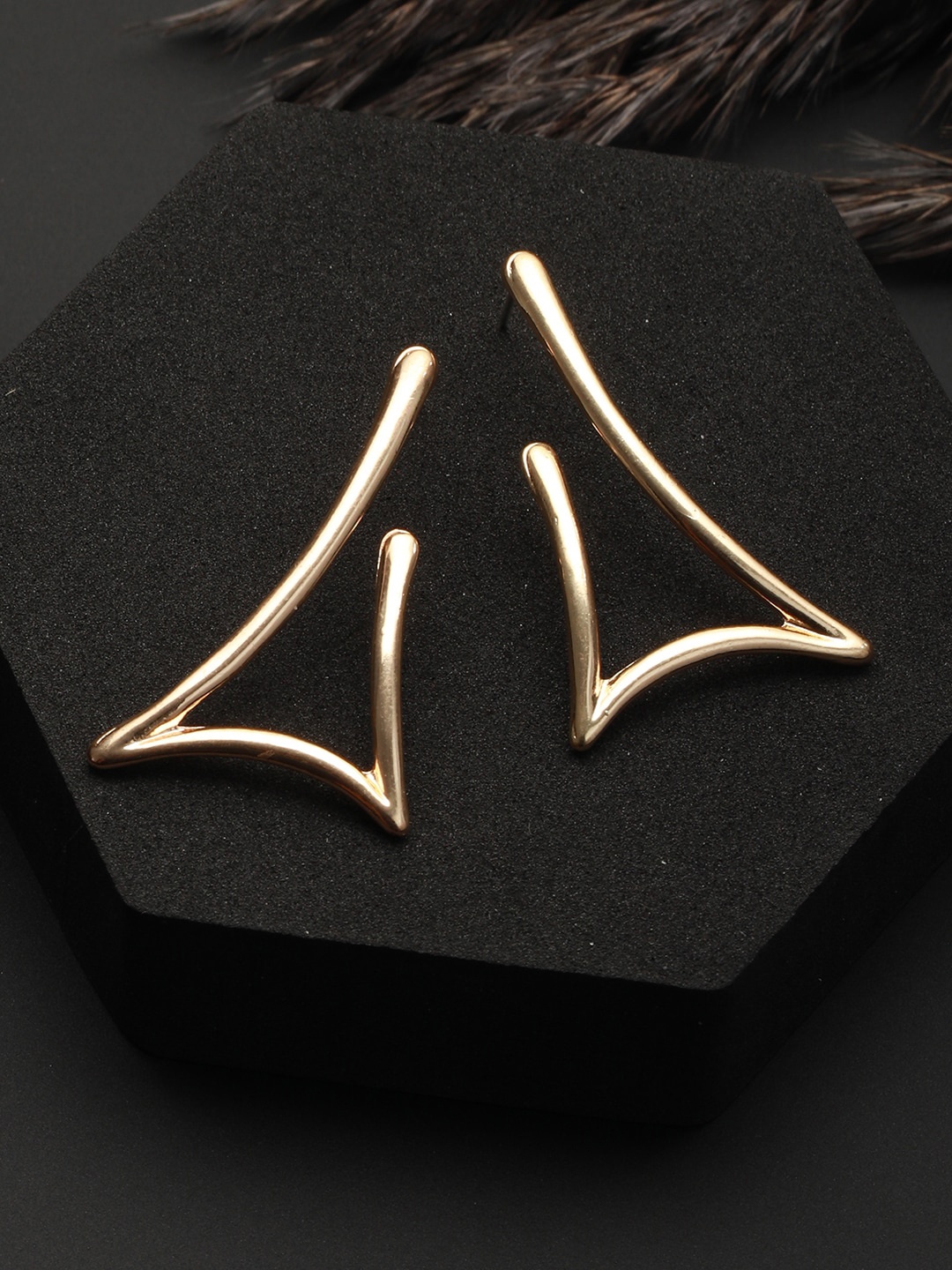 

PRITA BY PRIYAASI Gold-Plated Contemporary Drop Earrings