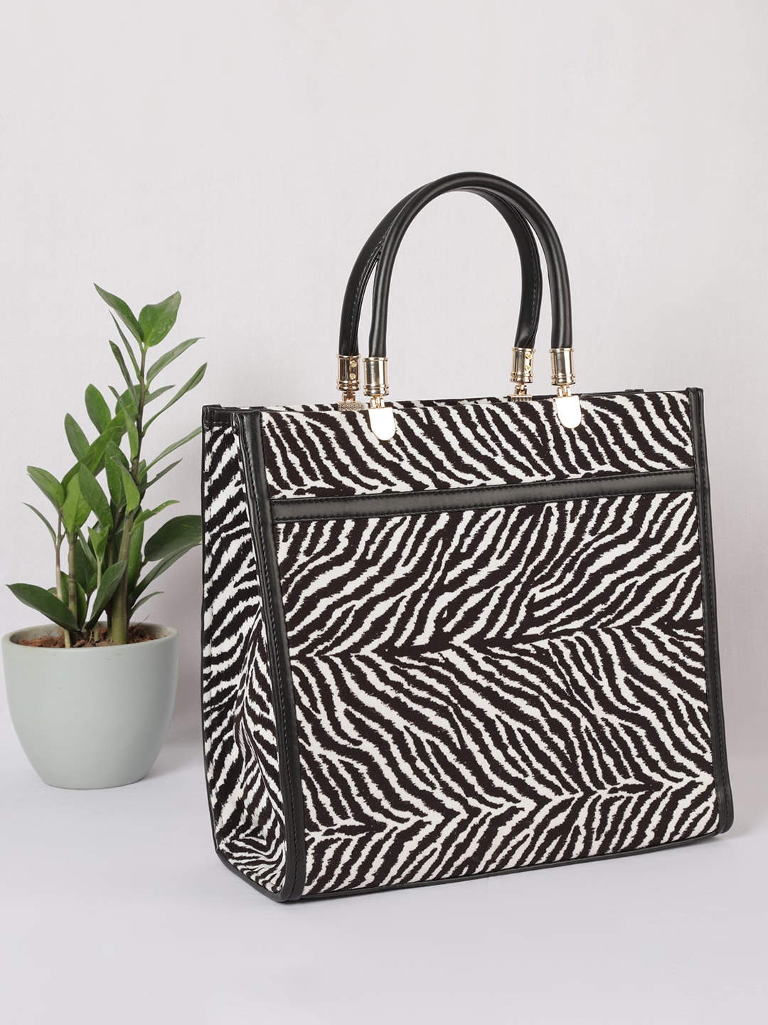 

MINI WESST Printed Oversized Structured Shoulder Bag, Black