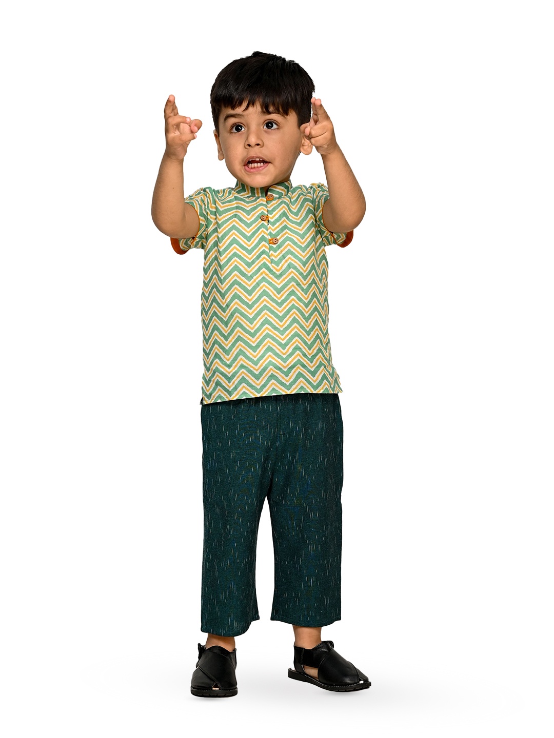 

Tiny Bunnies Boys Printed Pure Cotton Shirt with Trousers, Green