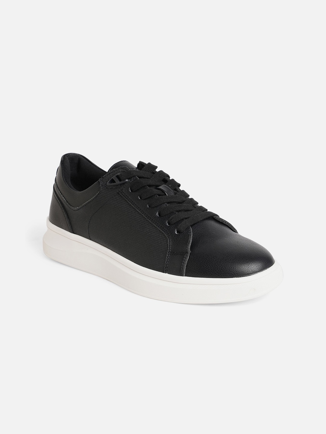 

ALDO Men Comfort Insole Contrast Sole Sneakers, Black
