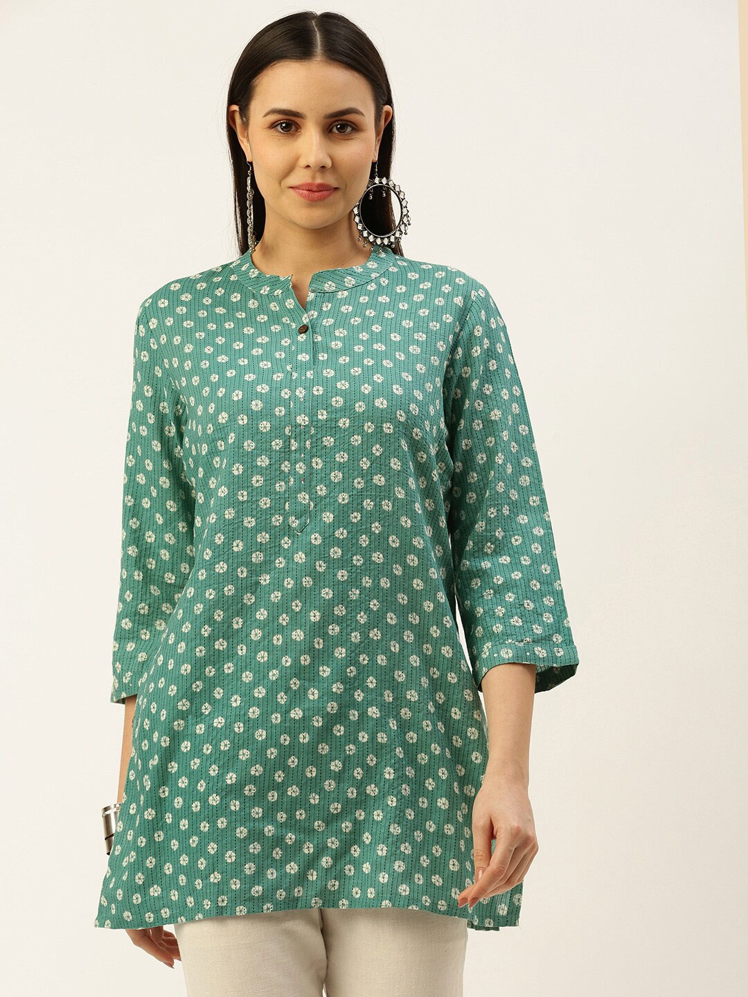 

RACHNA Abstract Printed Mandarin Collar Thread Work Kurti, Green