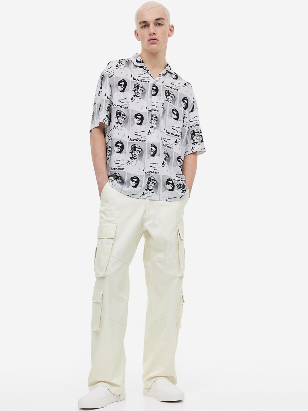 

H&M Men Relaxed Fit Cargo Trousers, White