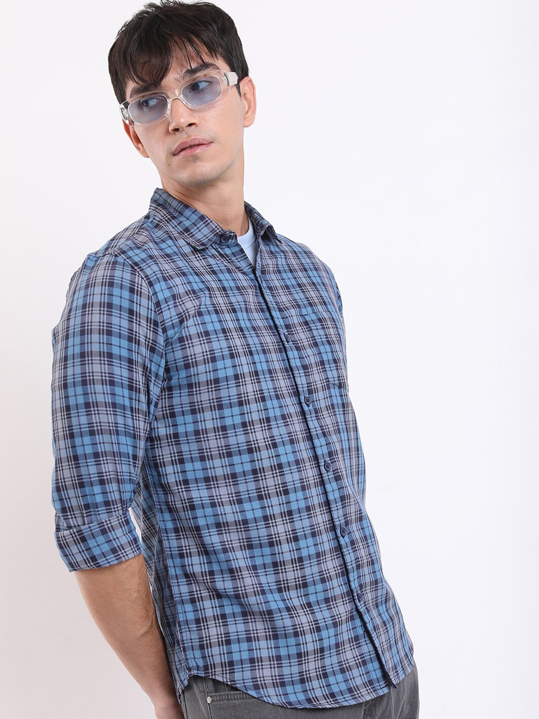 

HIGHLANDER Blue Checked Long Sleeves Slim Fit Casual Shirt