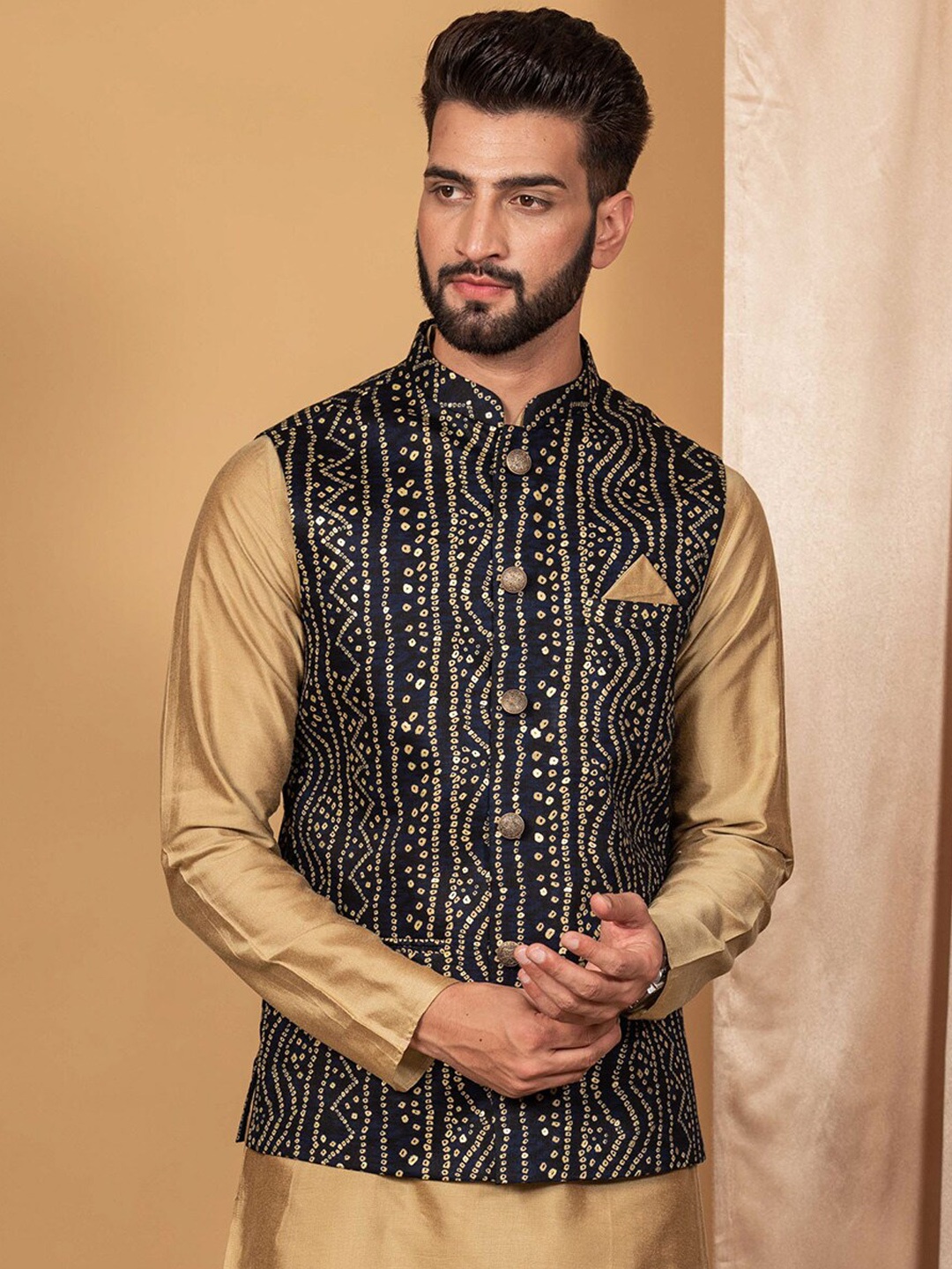 

KISAH Mandarin Collar Bandhani Printed Nehru Jacket, Navy blue