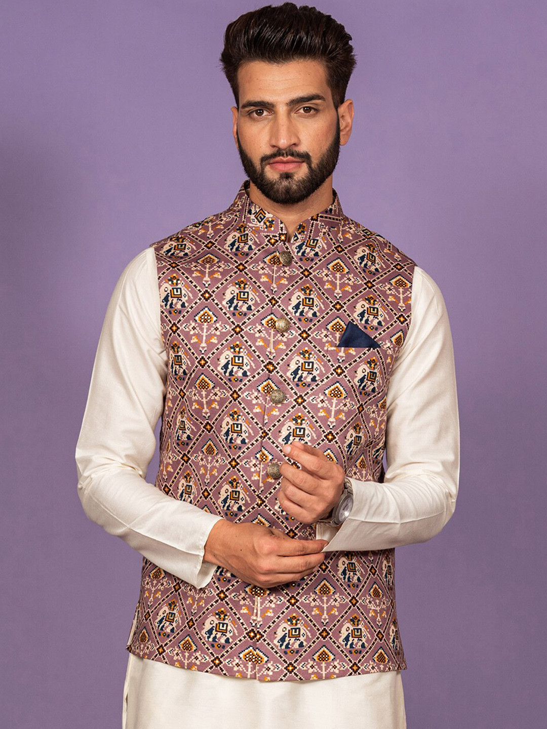 

KISAH Men Printed Mandarin Collar Woven Nehru Jacket With Pocket Square, Purple