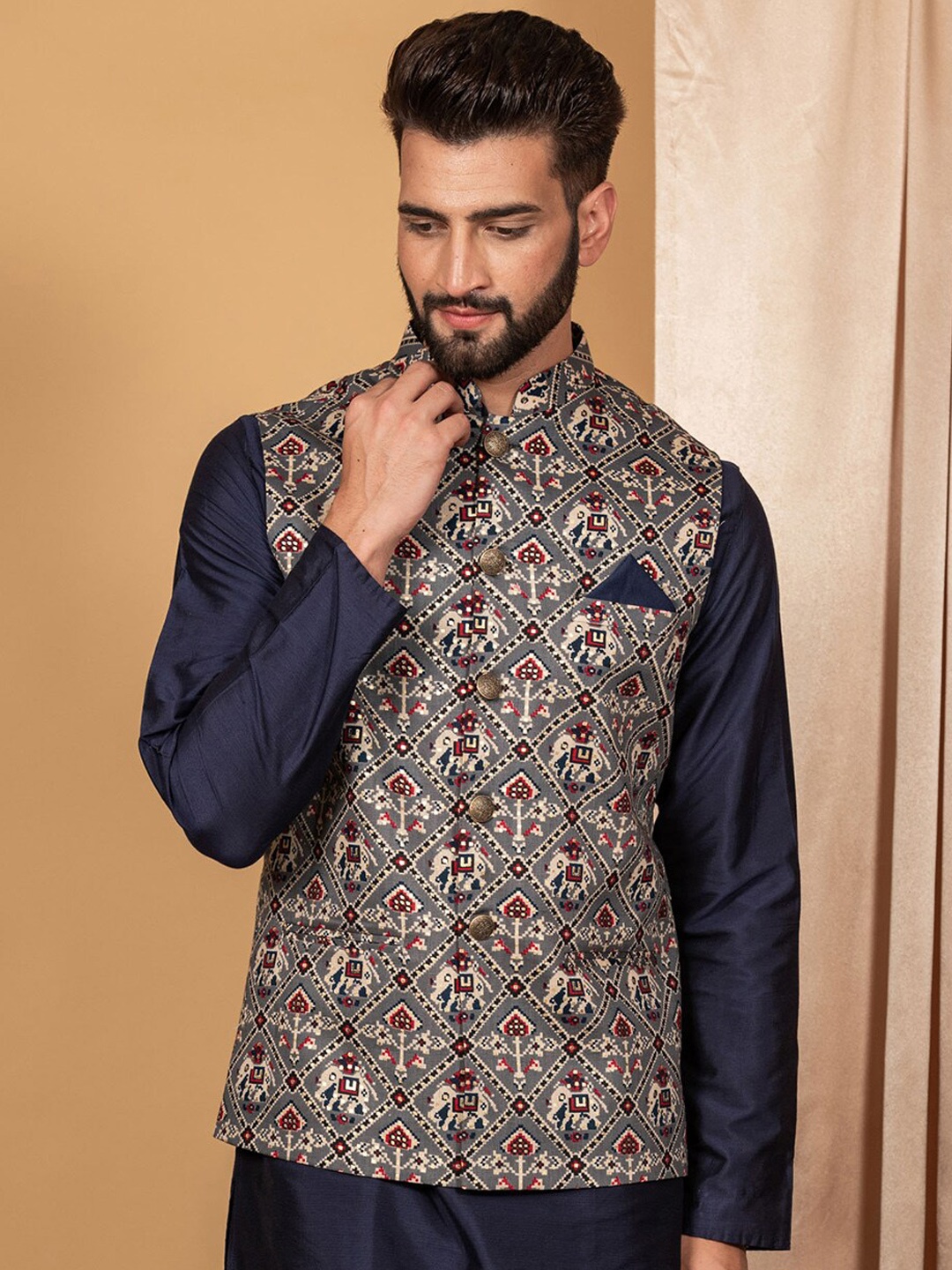 

KISAH Ethnic Motifs Printed Nehru Jacket, Grey