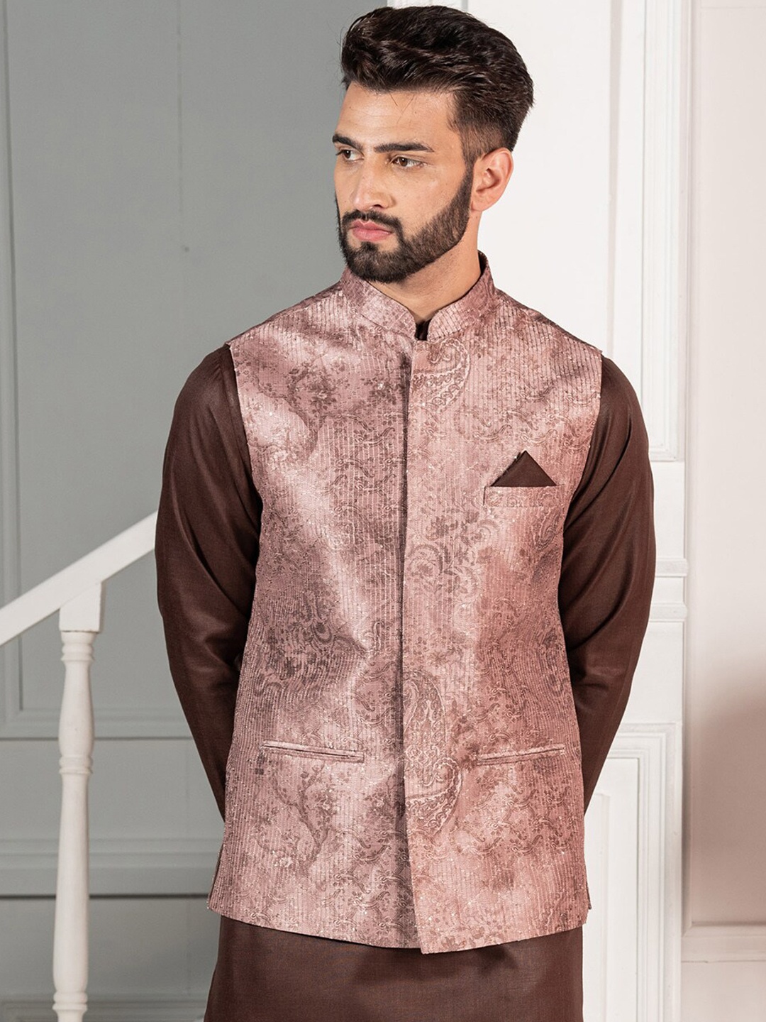 

KISAH Printed Mandarin Collar Woven Nehru Jacket With Pocket Square, Brown