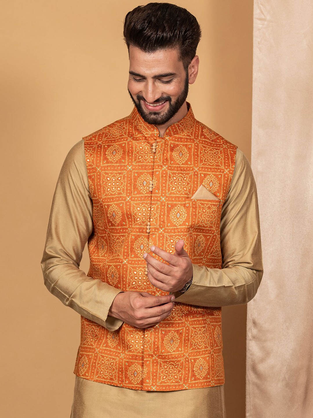 

KISAH Men Bandhani Printed Mandarin Collar Woven Nehru Jacket With Pocket Square, Orange