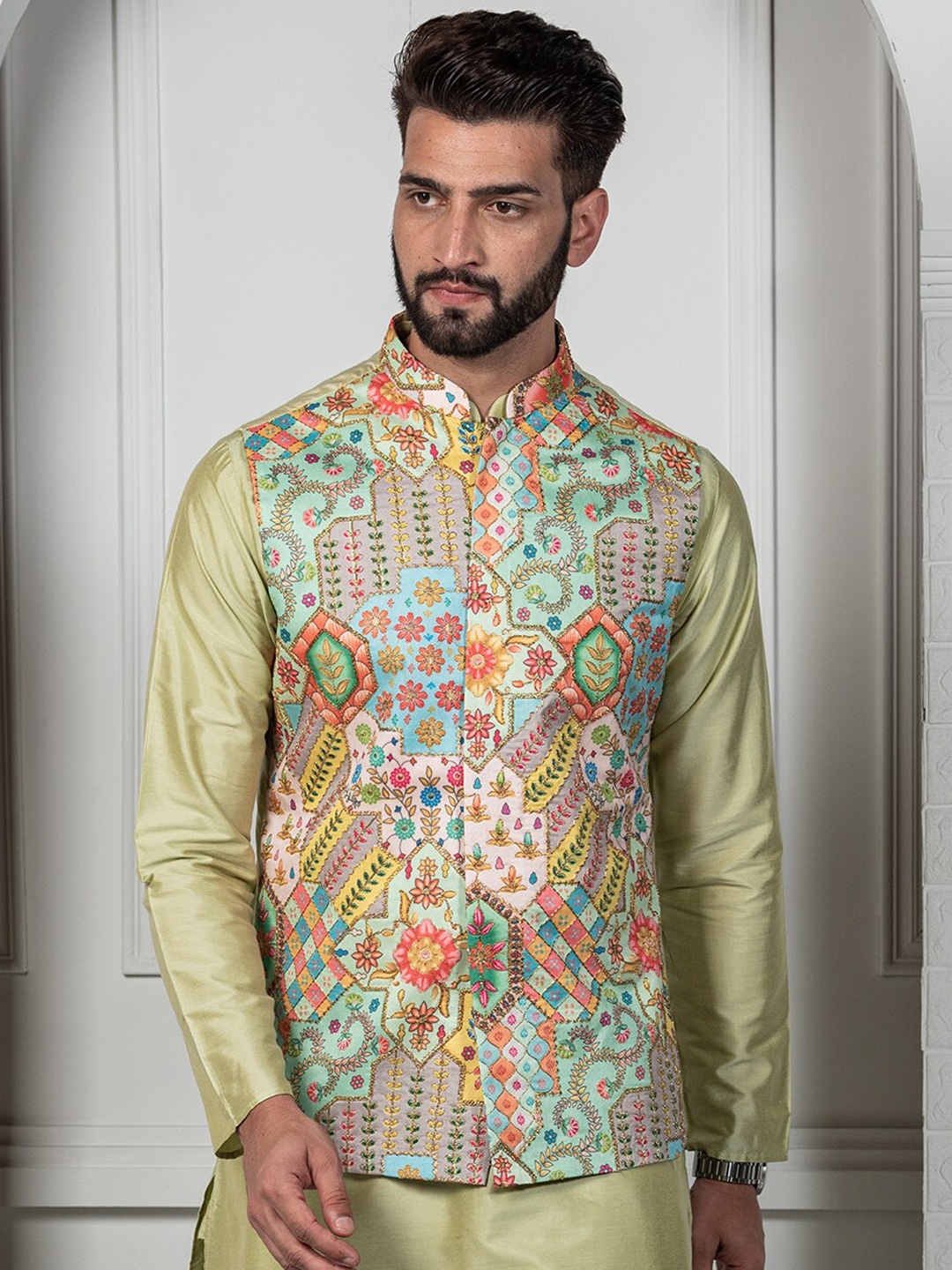 

KISAH Men Floral Printed Nehru Jacket, Green