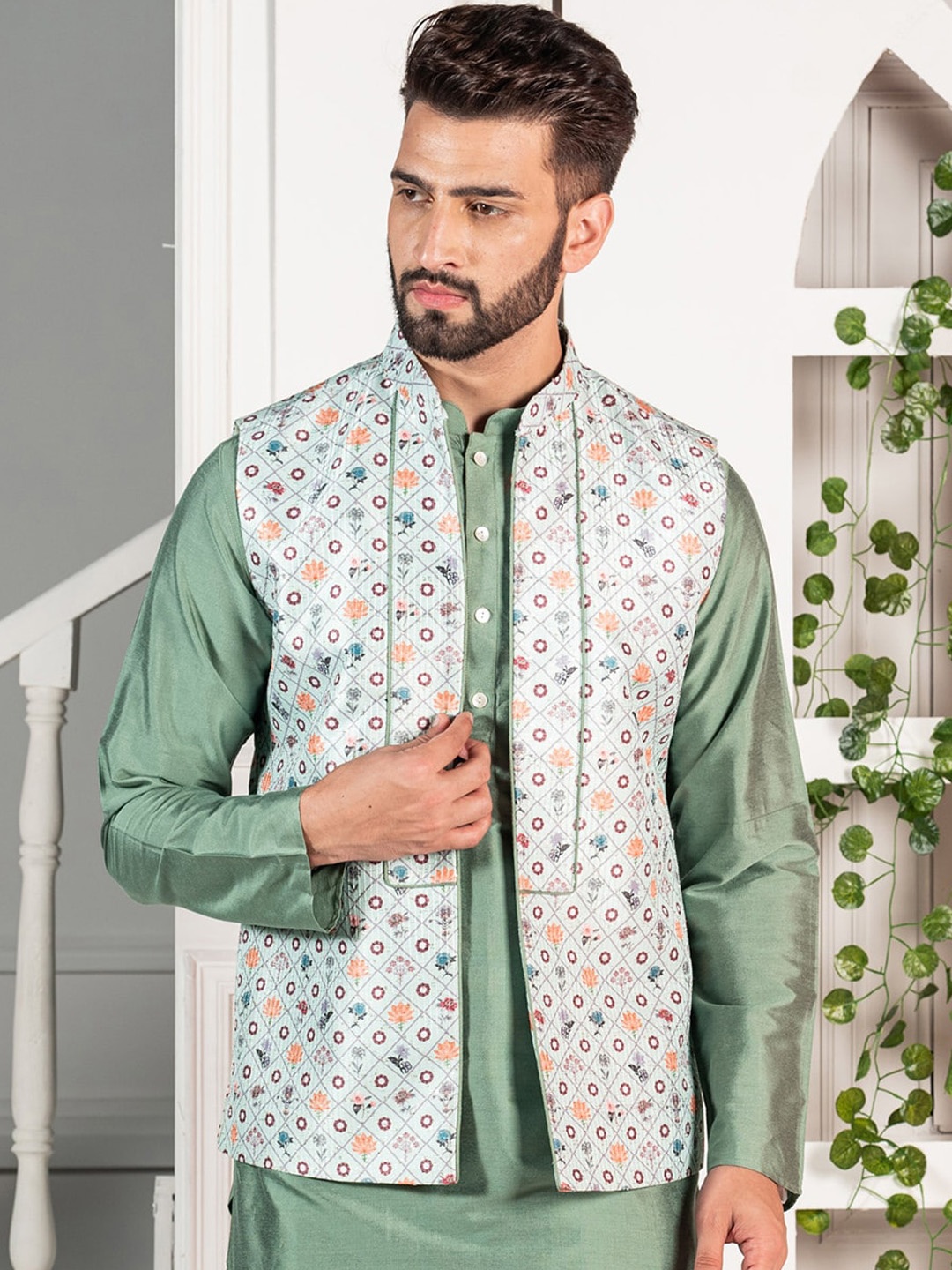 

KISAH Printed Mandarin Collar Woven Open Front Nehru Jacket, Green