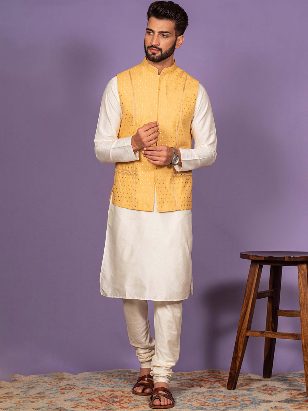 

KISAH Mandarin Collar Kurta With Churidar & Jacket, Off white