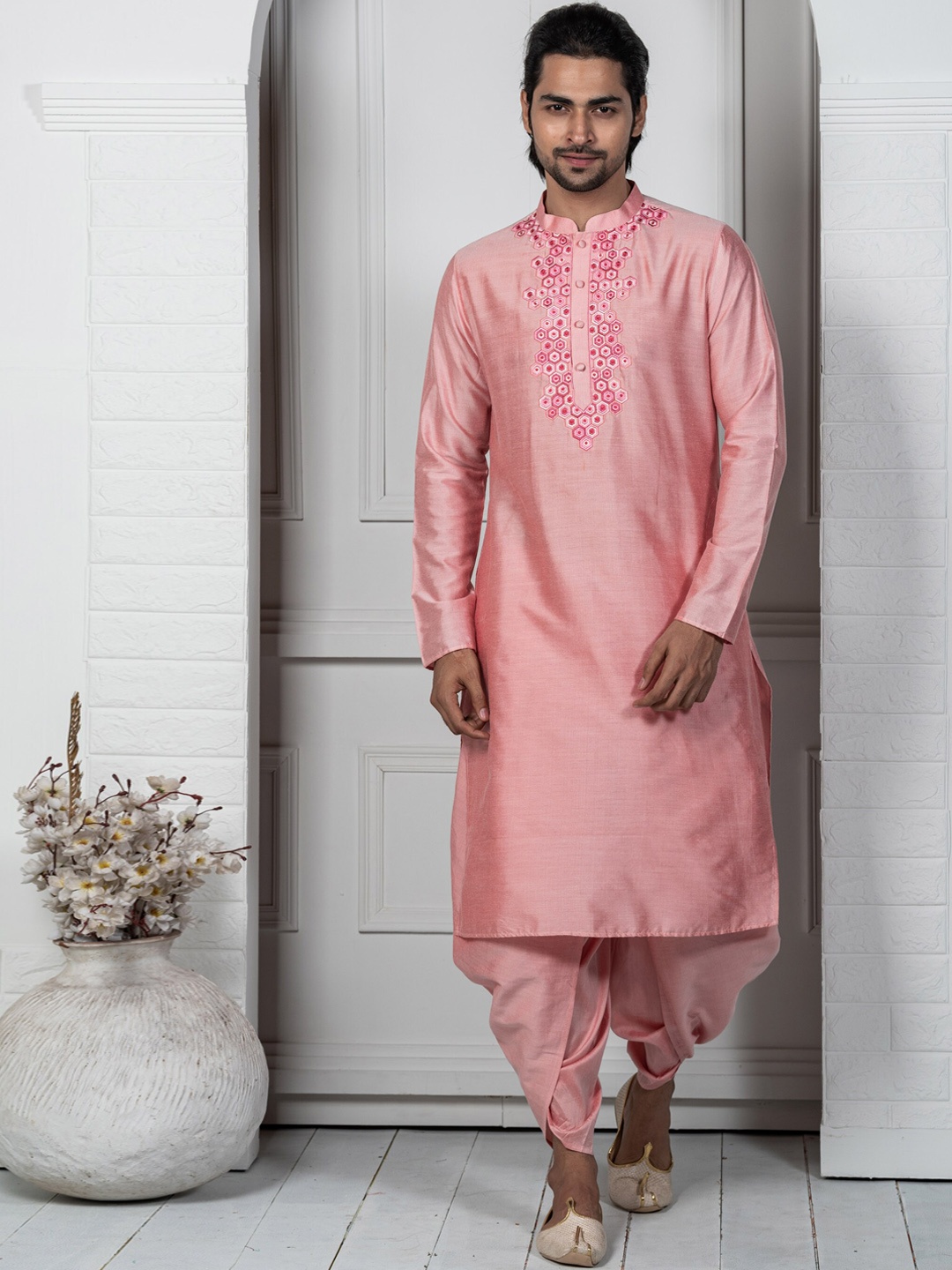 

KISAH QC COMPLETED Kurta with Dhoti Pants, Pink
