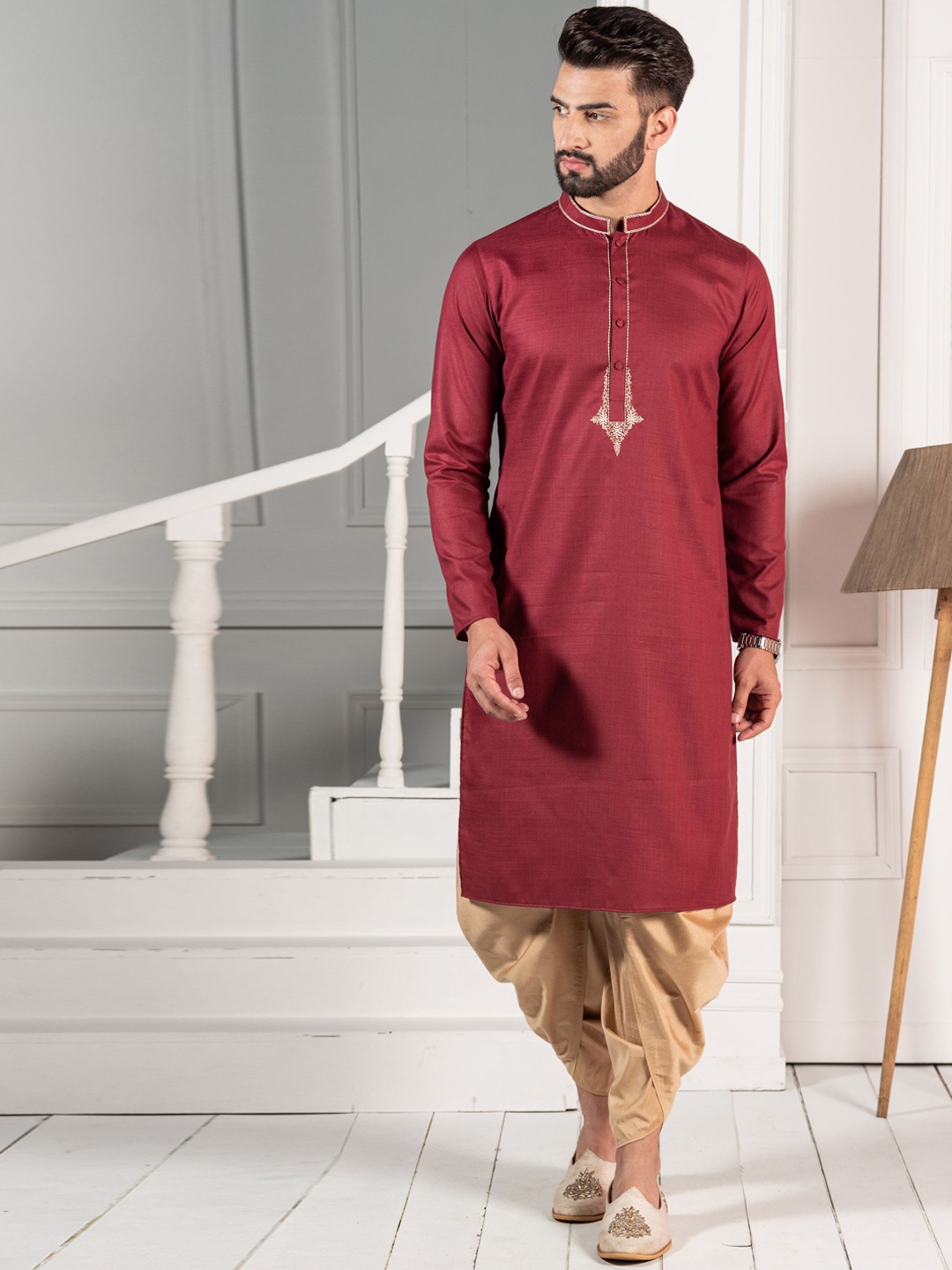 

KISAH Ethnic Motif Embroidered Mandarin Collar Thread Work Kurta With Dhoti Pants, Maroon