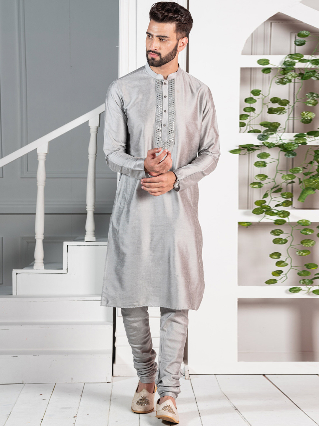 

KISAH Mirror Work Mandarin Collar Straight Kurta with Churidar, Grey