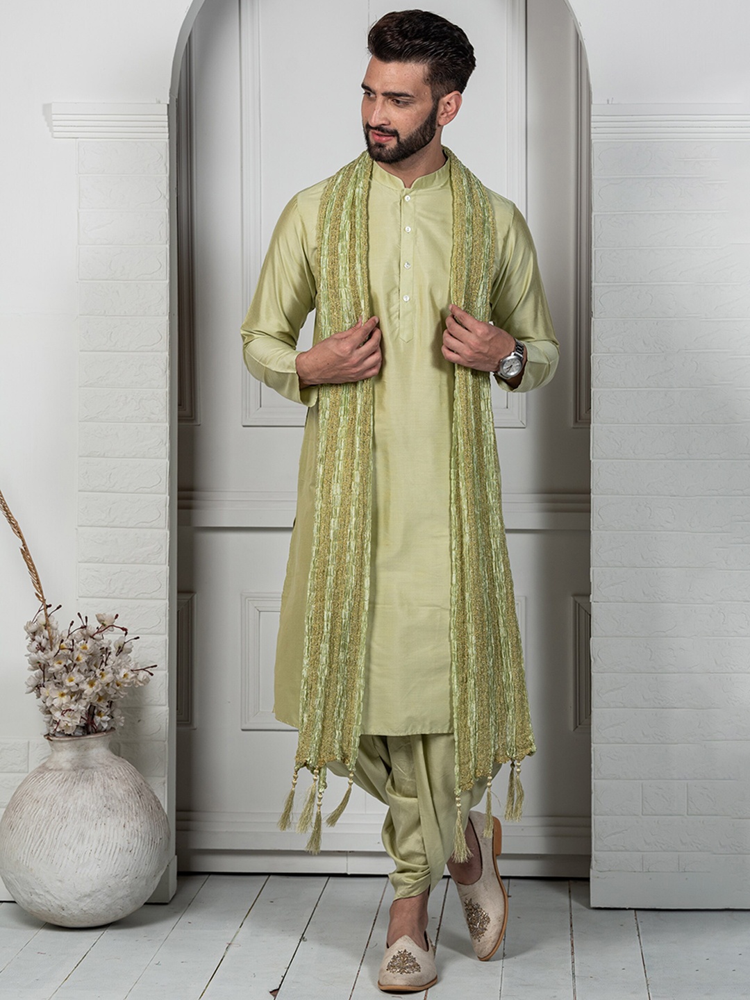 

KISAH Mandarin Collar Kurta with Dhoti Pants & Dupatta, Green