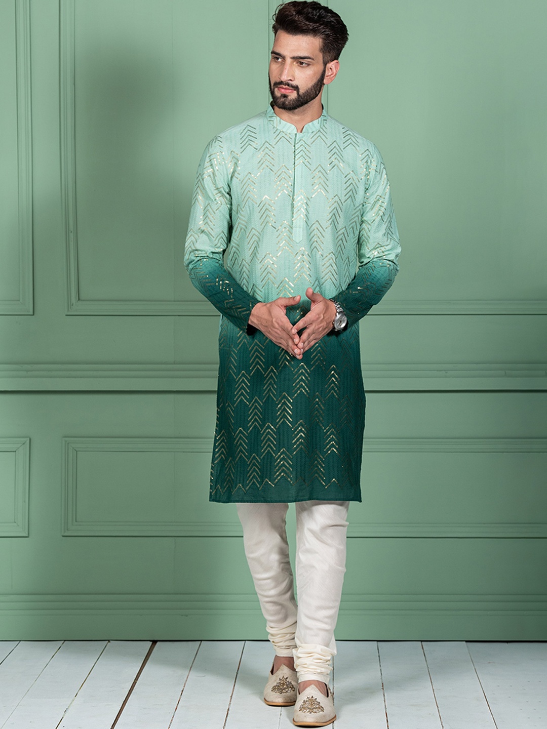 

KISAH Dyed Ombre Sequinned Mandarin Collar Regular Kurta With Churidar, Green