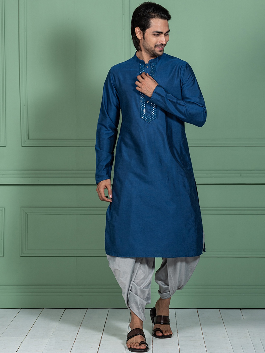 

KISAH Mandarin Collar Mirror Work Straight Kurta with Dhoti Pants, Navy blue