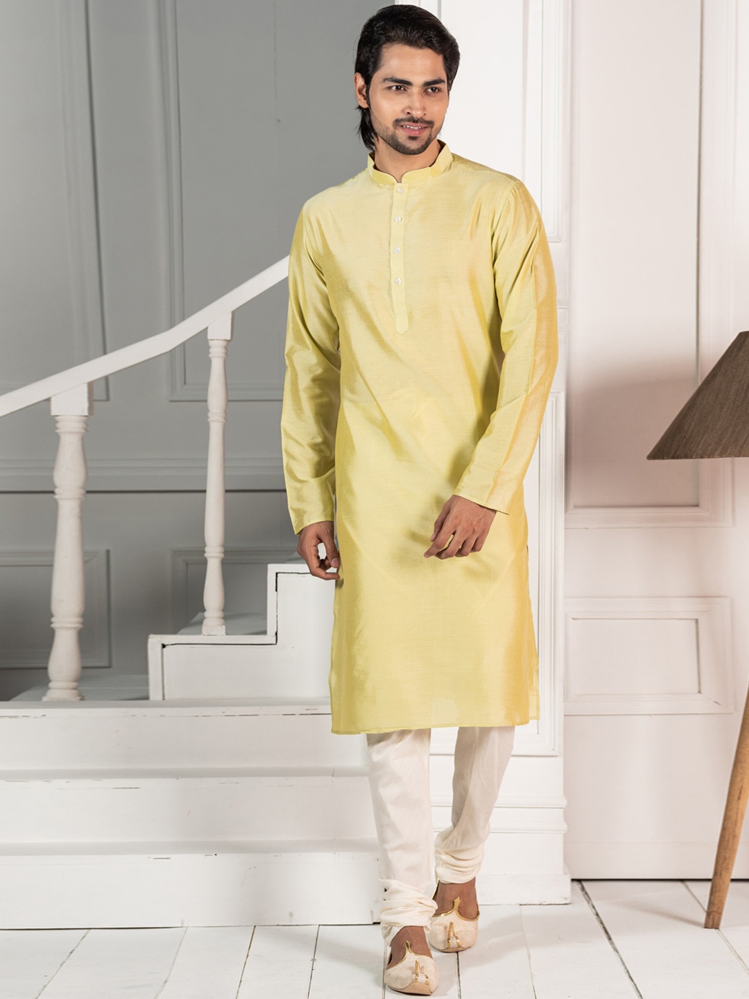 

KISAH Mandarin Collar Straight Kurta With Churidar, Green