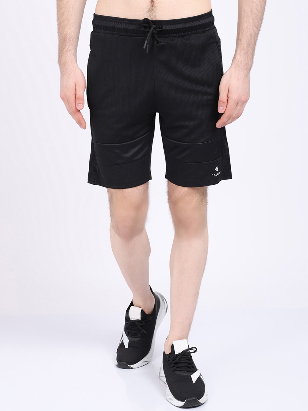 

Gallus Men Solid Polyester PU Coated Sports Shorts, Black