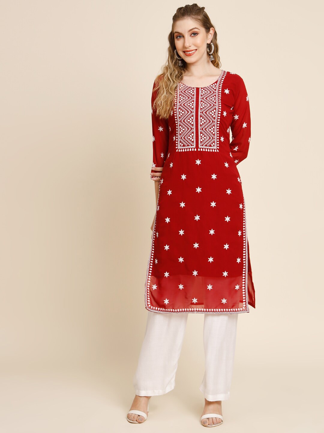

VAIRAGEE Ethnic Motifs Embroidered Georgette Kurta, Red