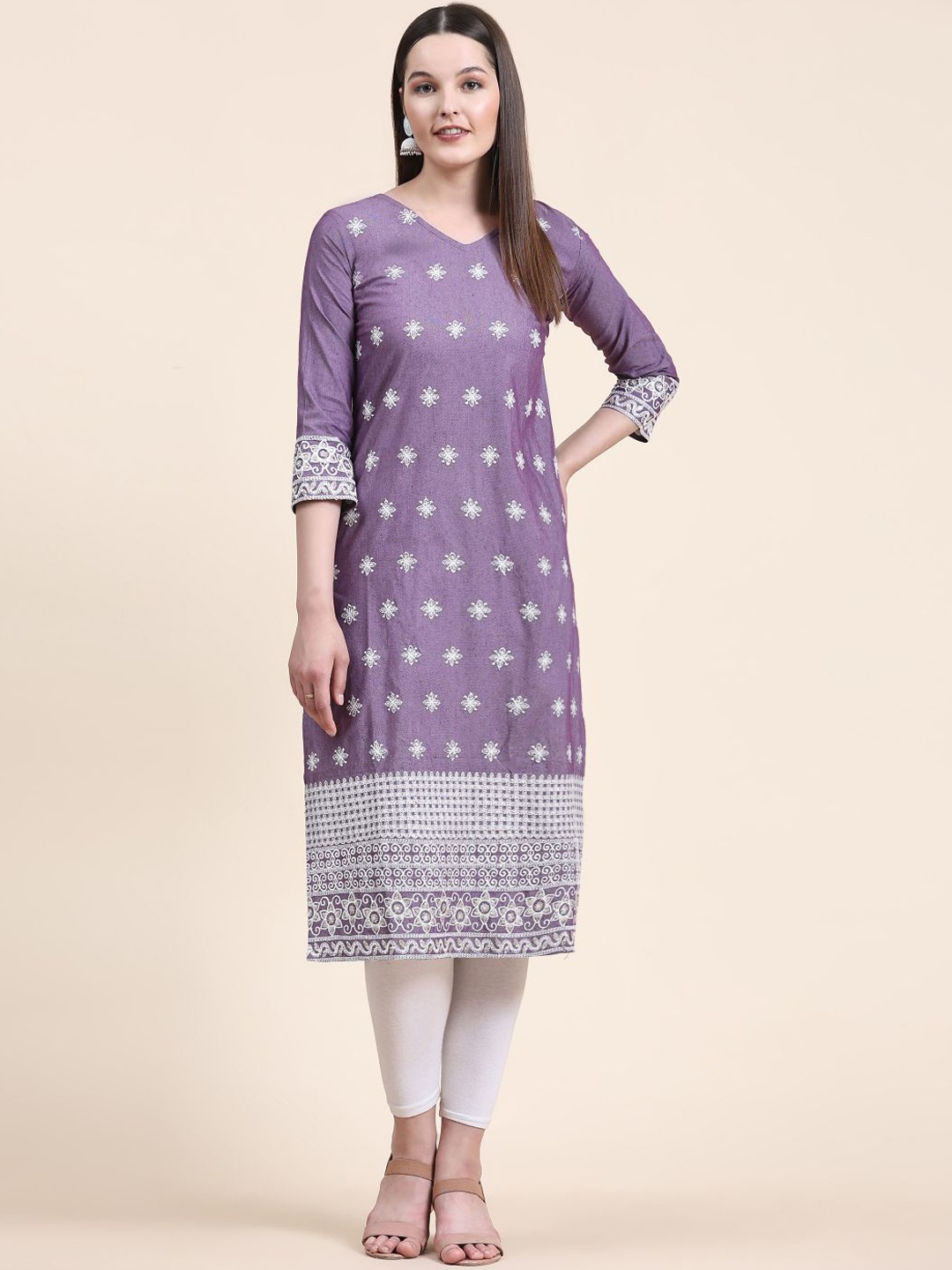 

VAIRAGEE Ethnic Motifs Embroiderd V-Neck Pure Cotton Kurta, Lavender