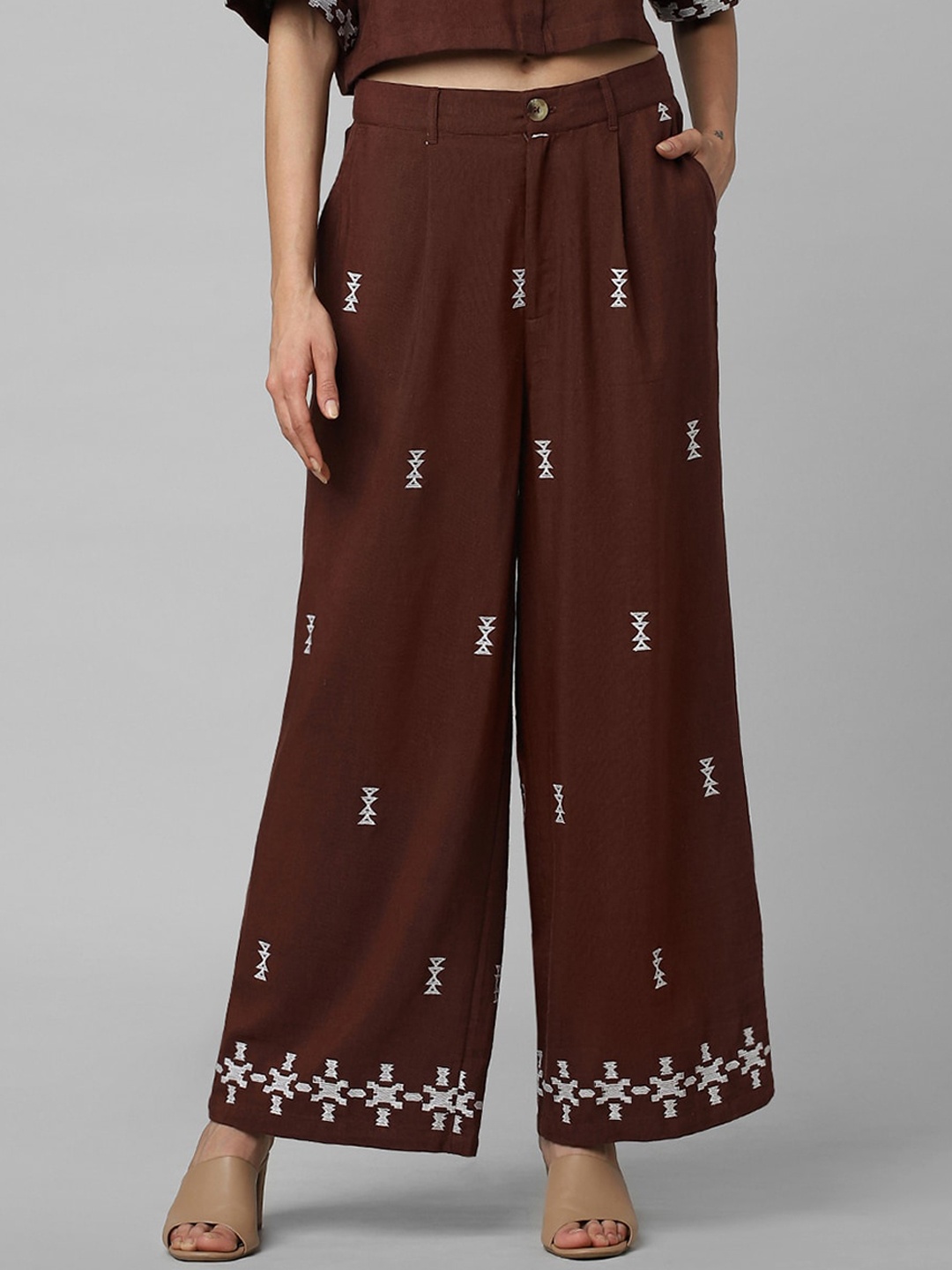 

ONLY Women Onlgeese Wvn-In Printed Flared Pleated Trousers, Brown