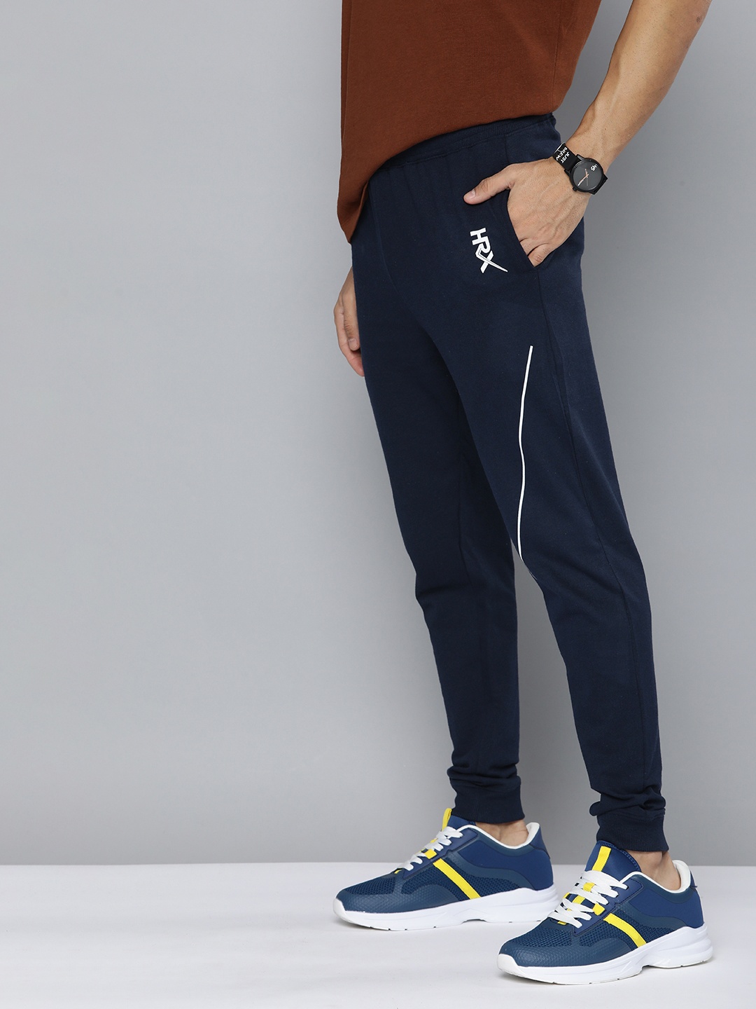 

HRX by Hrithik Roshan Men Regular Fit Solid Joggers, Navy blue