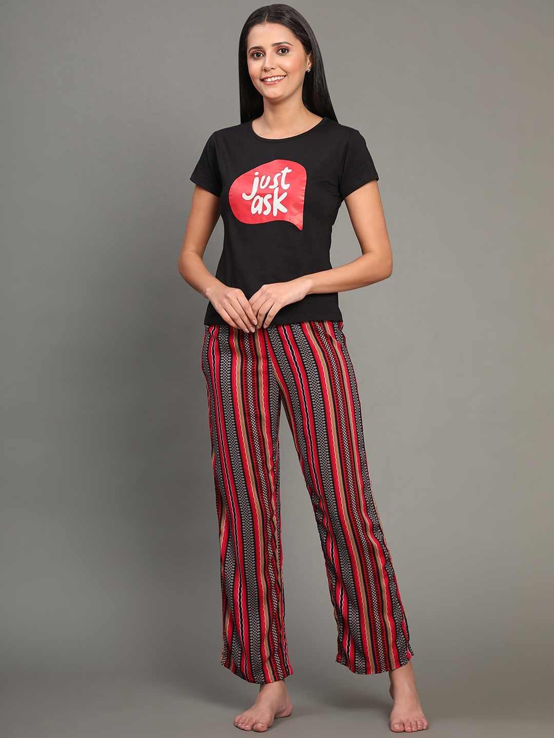 

BStories Typography Printed Night Suit, Black