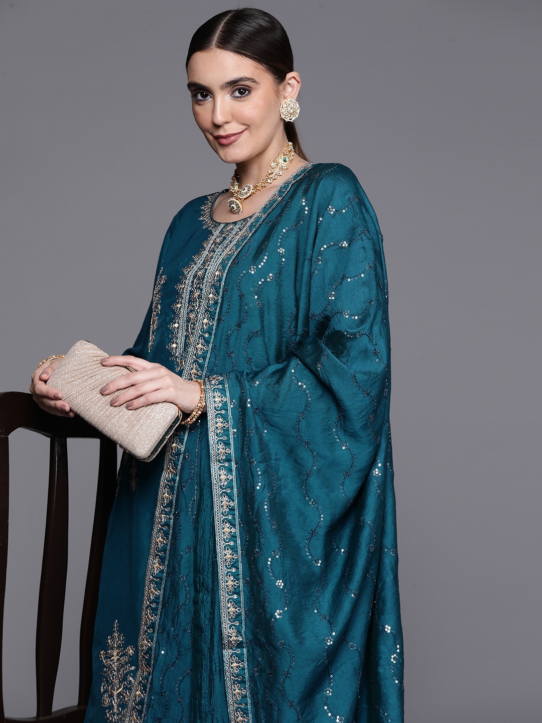 

Indo Era Floral Embroidered Regular Sequinned Kurta with Trousers & With Dupatta, Teal