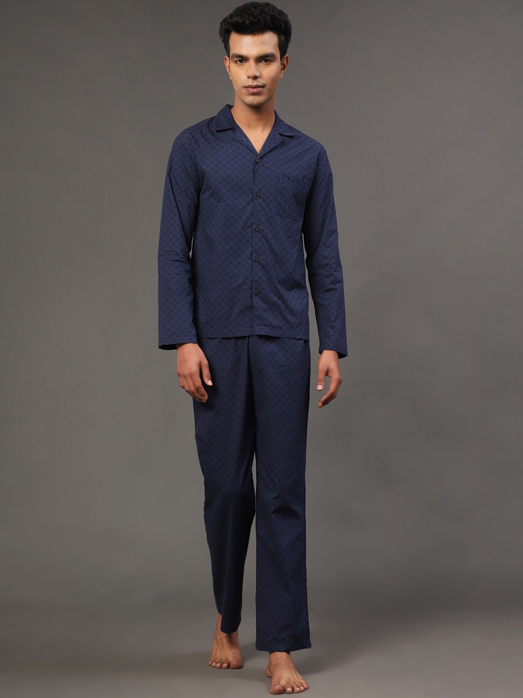 

BStories Ethnic Motifs Printed Pure Cotton Night Suit, Navy blue
