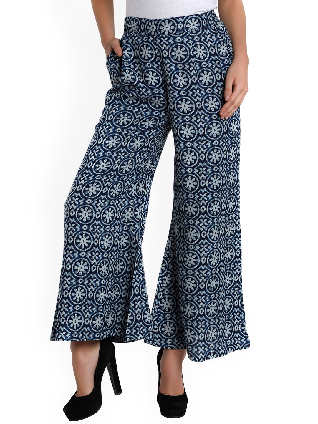

Indibelle Women Blue & White Printed Wide Leg Palazzos