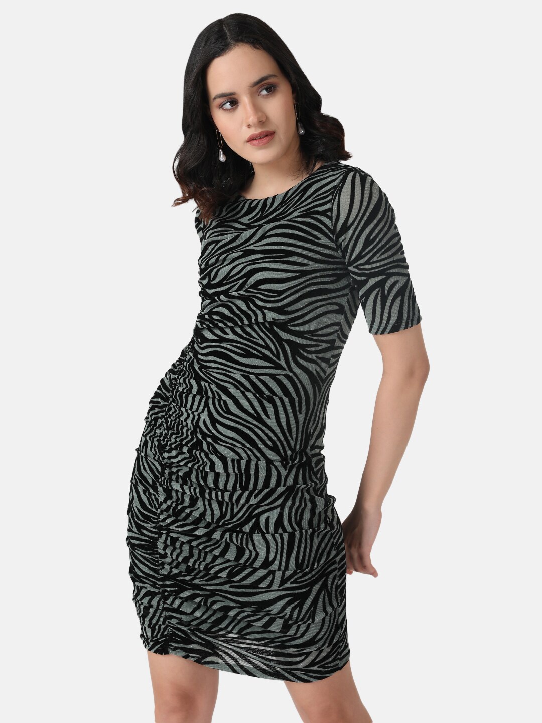 

Kazo Animal Printed Short Sleeves Sheath Dress, Green