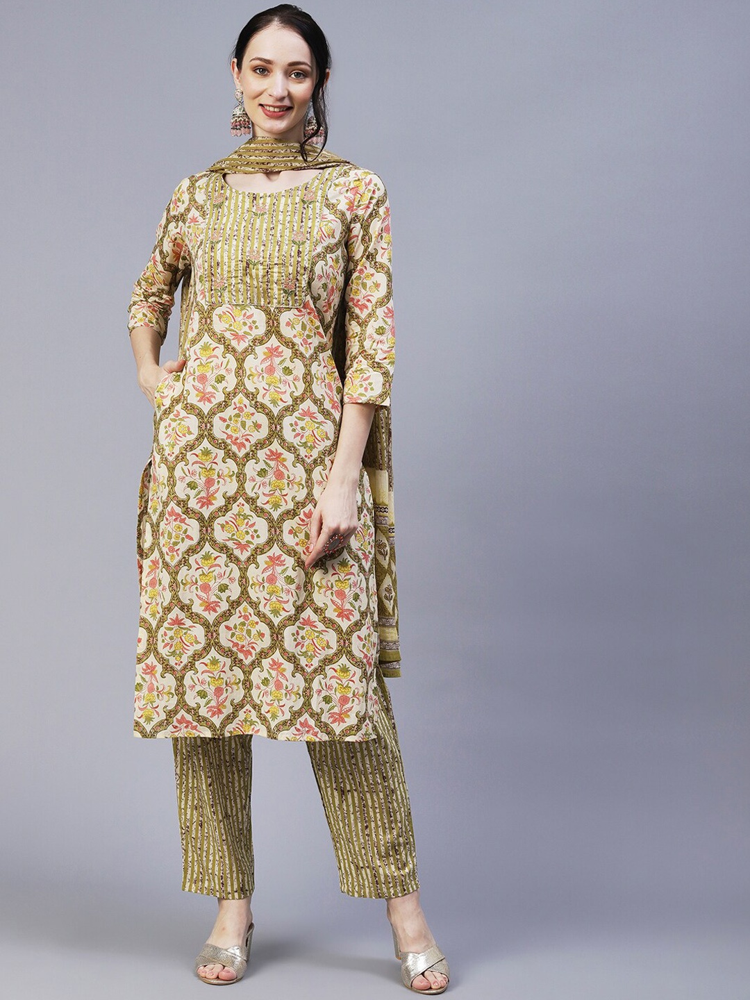 

FASHOR Floral Printed Pure Cotton Kurta with Trousers & Dupatta, Green