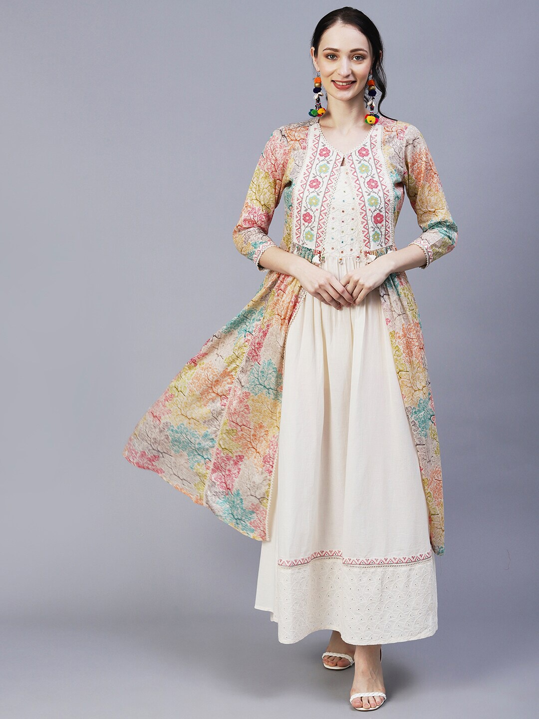 

FASHOR Off White Floral Print Maxi Dress