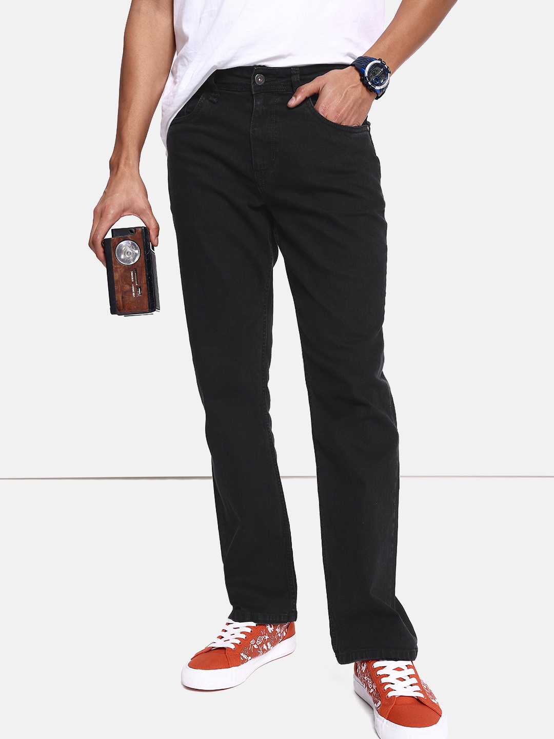 

Roadster Men Bootcut Stretchable Jeans, Black