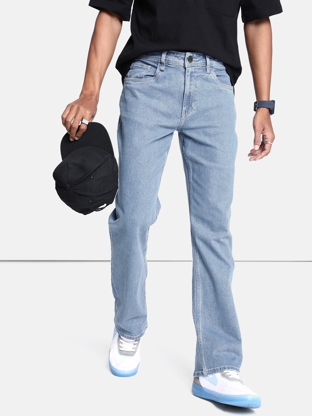 

The Roadster Life Co. Men Bootcut Stretchable Jeans, Blue