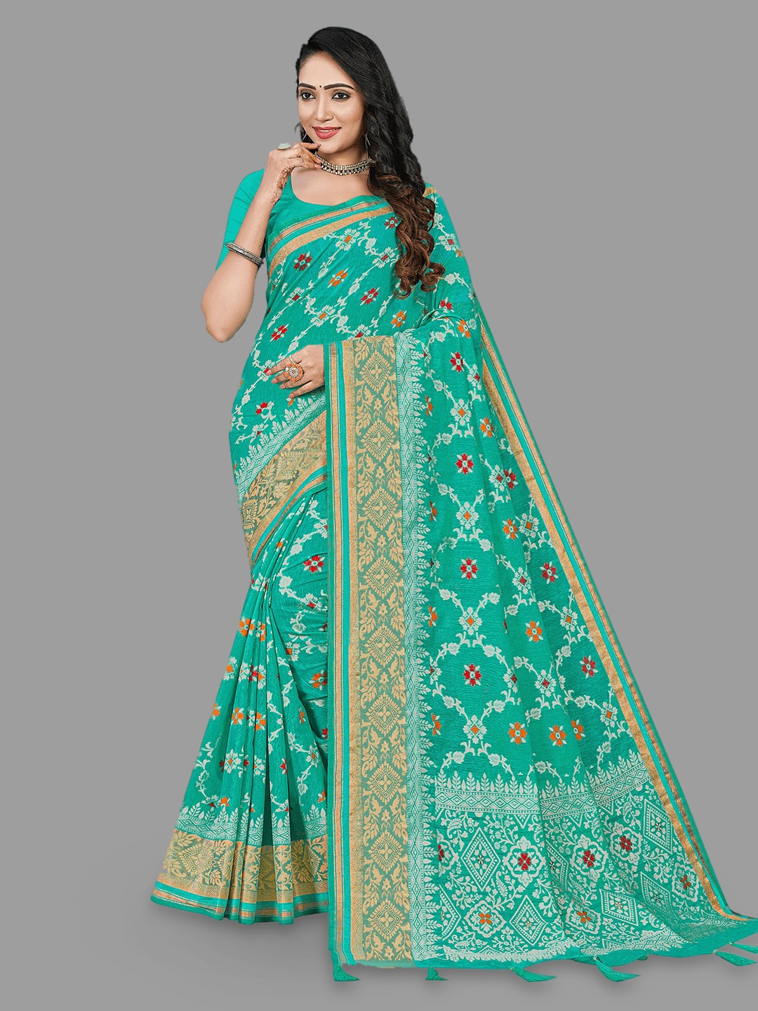 

HASRI Green & White Woven Design Zari Art Silk Banarasi Saree