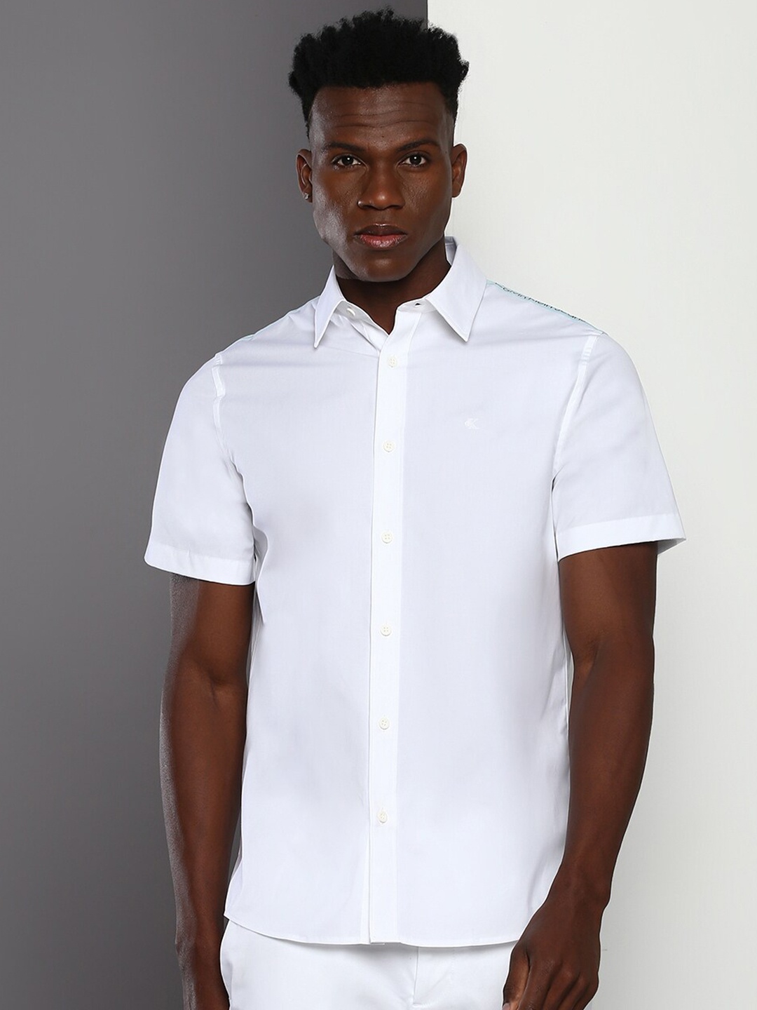 

Calvin Klein Jeans Spread Collar Slim Fit Casual Shirt, White