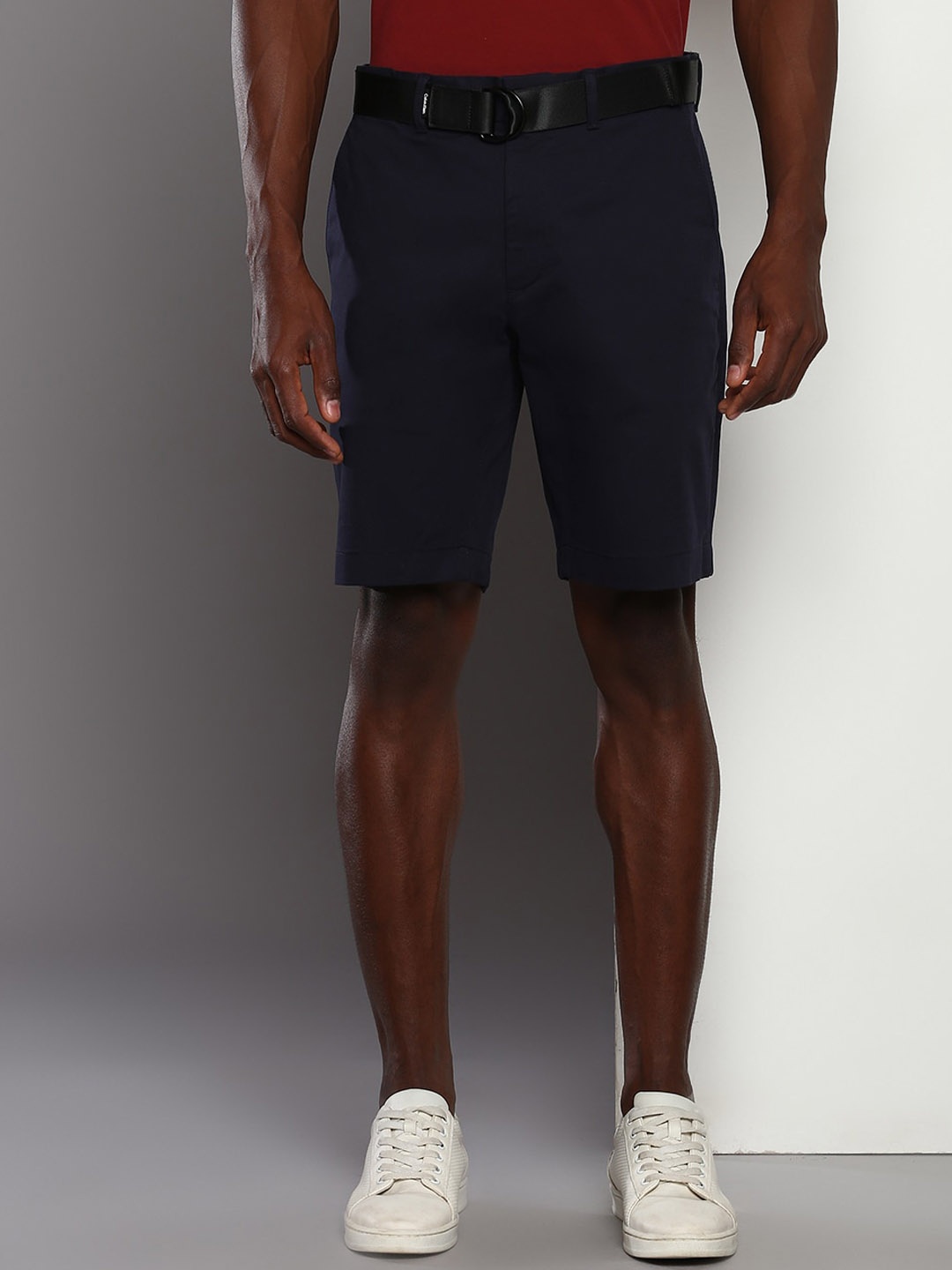 

Calvin Klein Jeans Men Slim Fit High-Rise Shorts, Navy blue
