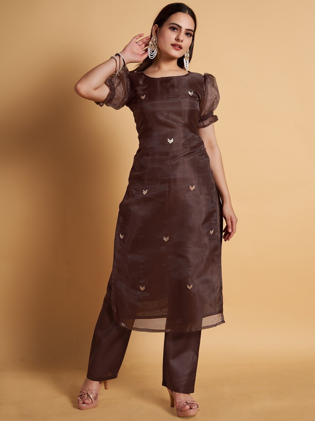 

LABEL D11 Ethnic Embroidered Puff Sleeves Chanderi Cotton Kurta with Trousers, Brown