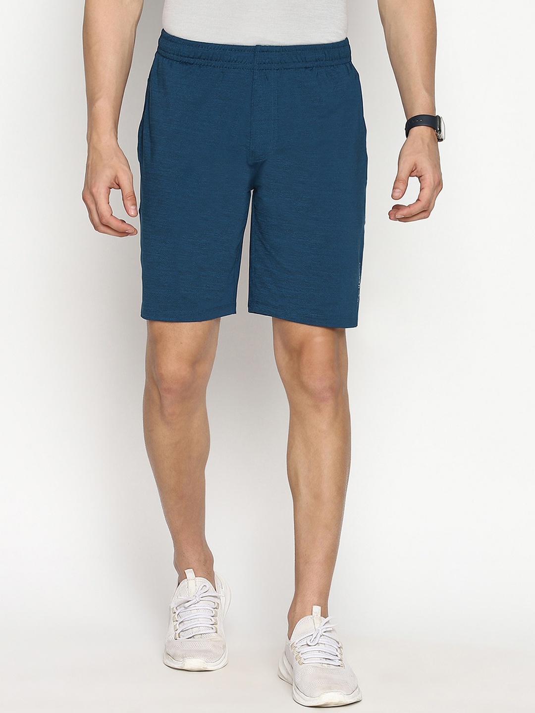 

Van Heusen Men Mid Rise Above Knee Sports Shorts, Navy blue