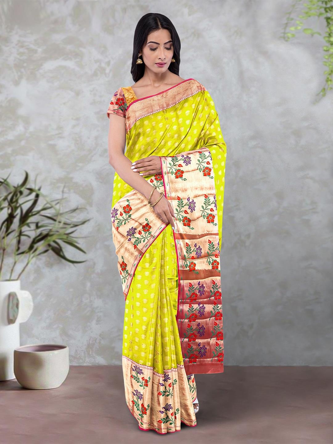 

Kalamandir Floral Silk Blend Zari Saree, Yellow