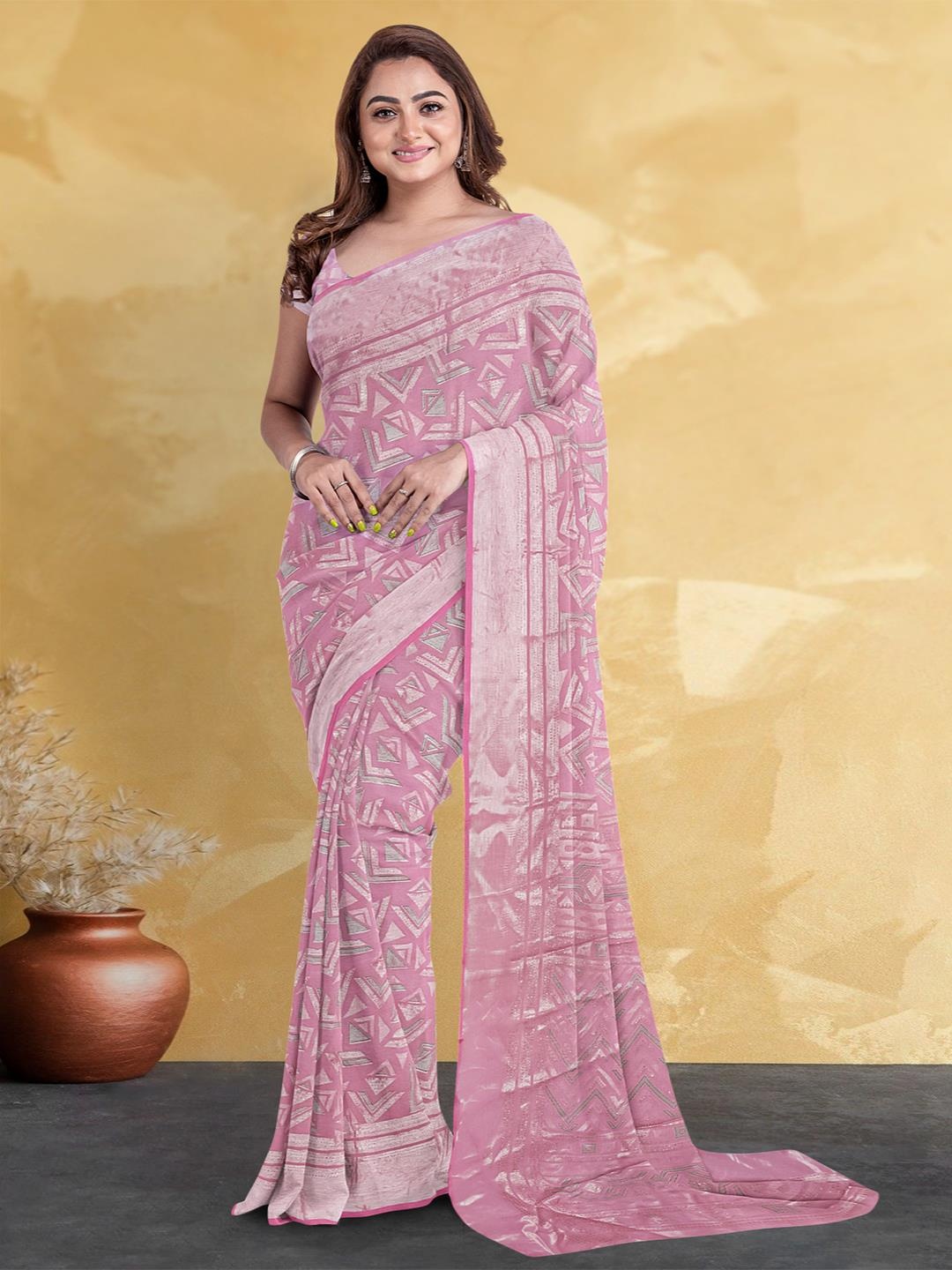 

Kalamandir Abstract Printed Silk Blend Saree, Pink