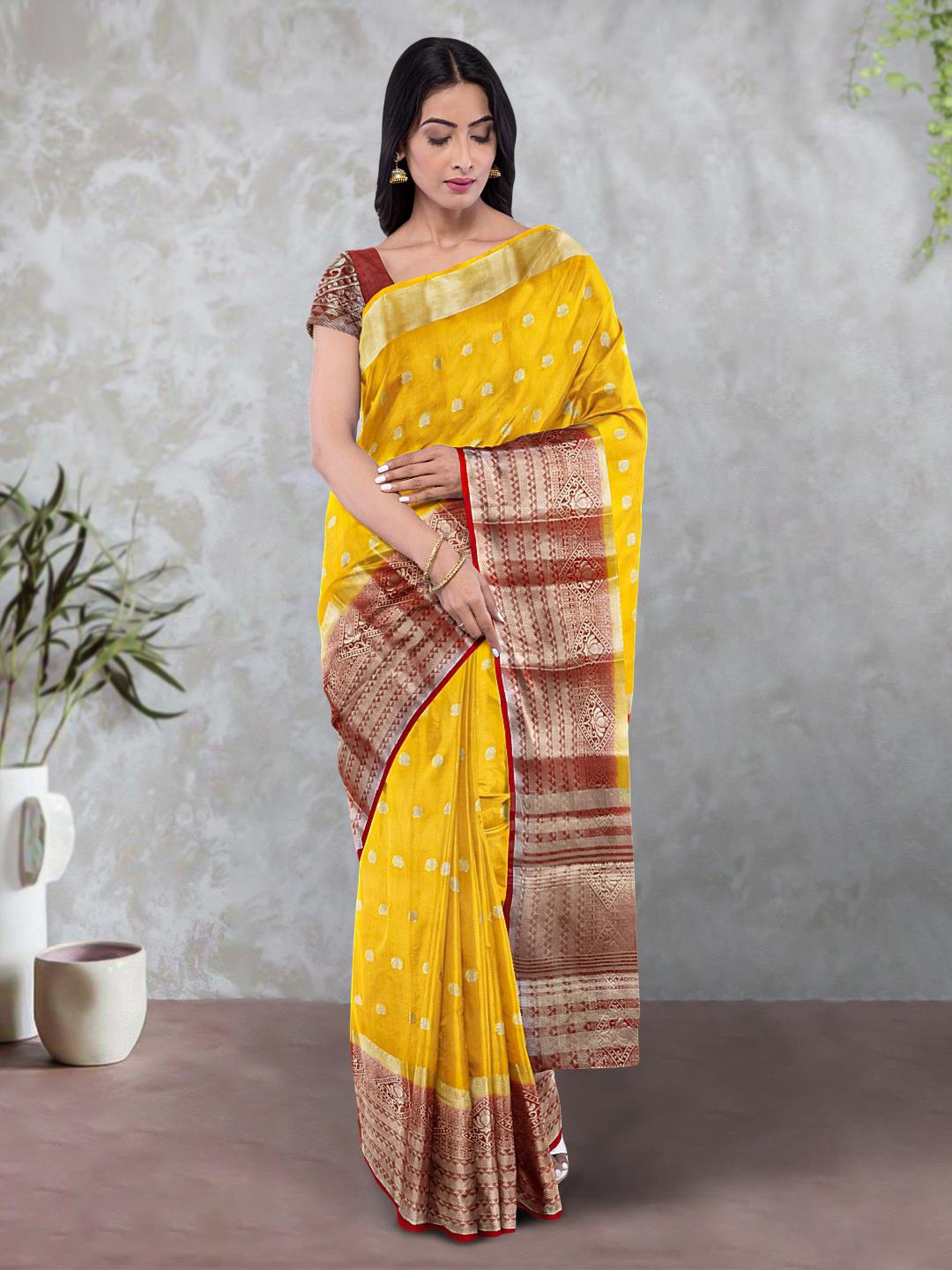 

Kalamandir Ethnic Motifs Zari Saree, Yellow