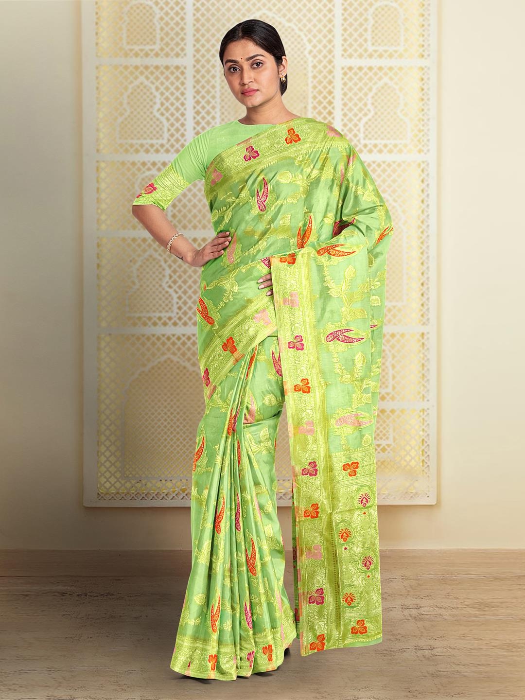 

Kalamandir Ethnic Motifs Woven Design Zari Saree, Green