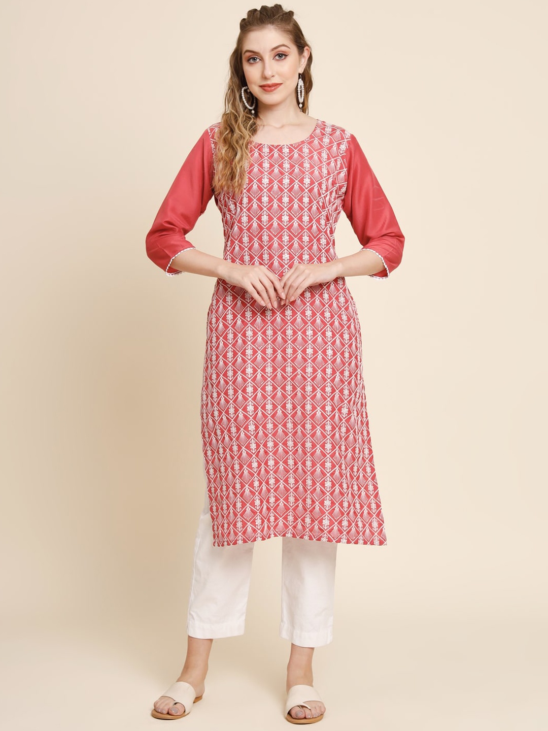 

HERE&NOW Ethnic Motifs Embroidered Georgette Kurta, Peach