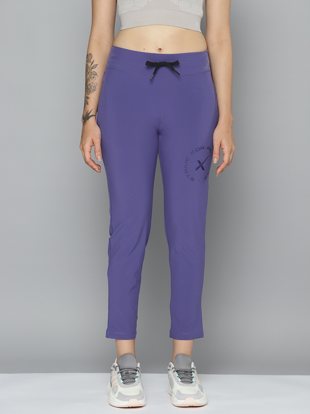 

HRX by Hrithik Roshan Women Slim-Fit Rapid-Dry Training Or Gym Track Pants, Blue